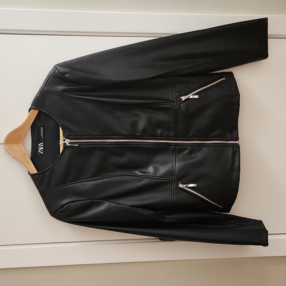 Zara NWT Large Faux Leather Blazer Jacket
